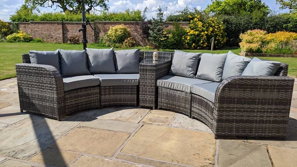 Jerez 4 Seater Garden Rattan Circle Sofa Set With Table Black 14 Jerez 4 Seater Garden Rattan Circle Sofa Set With Table Black - Image 12