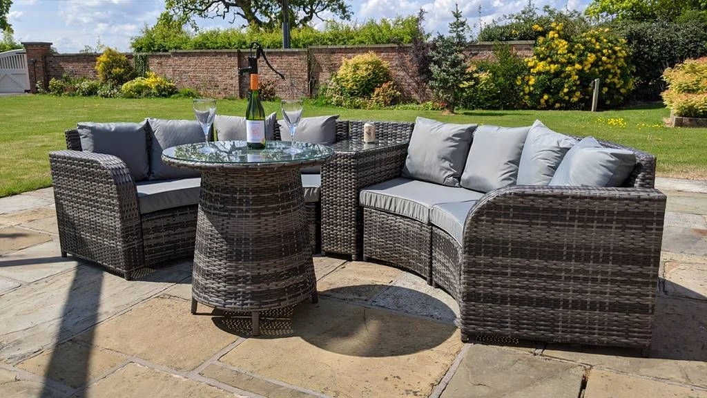 Jerez 4 Seater Garden Rattan Circle Sofa Set With Table Black 8 Jerez 4 Seater Garden Rattan Circle Sofa Set With Table Black - Image 6