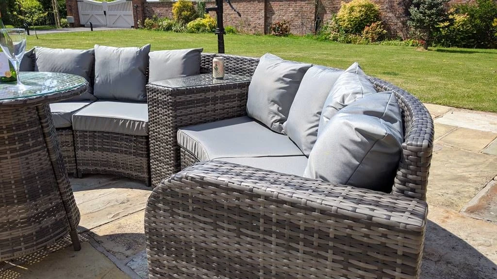 Jerez 4 Seater Garden Rattan Circle Sofa Set With Table Black 11 Jerez 4 Seater Garden Rattan Circle Sofa Set With Table Black - Image 9