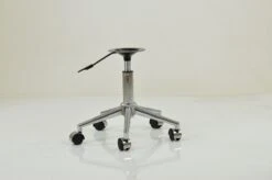 Replacement Office Chair Base With Gas Lift And 5 Castors Chrome
